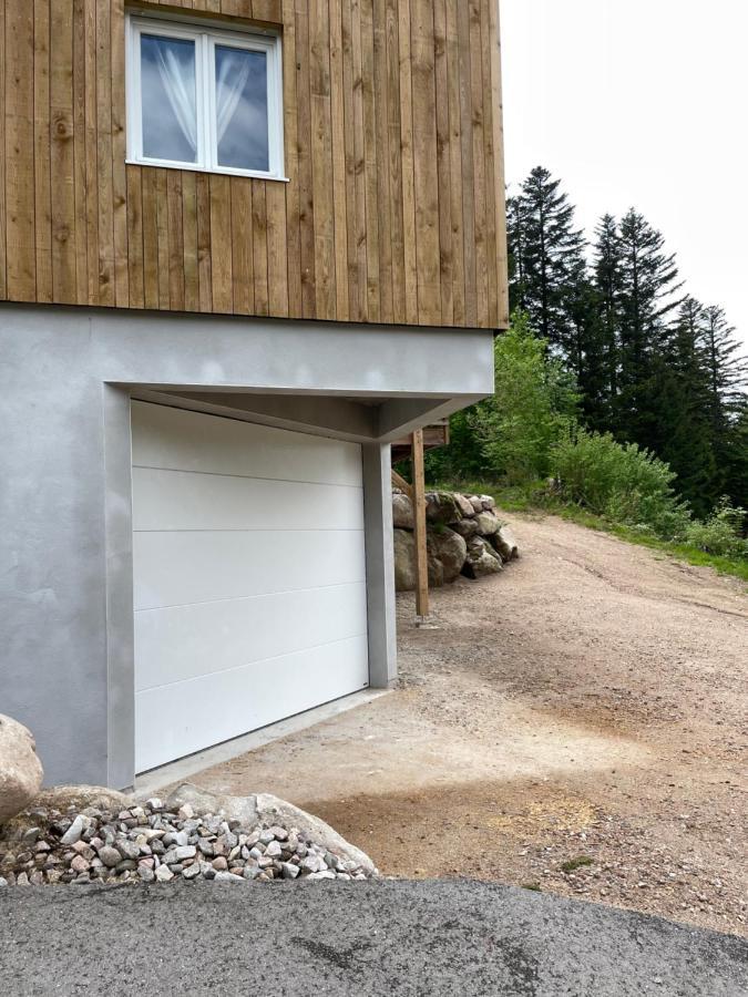 Les De La Bergerie *